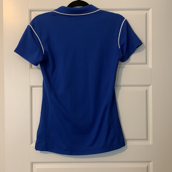 Small Nike Dri-fit blue polo. - Picture 4 of 4